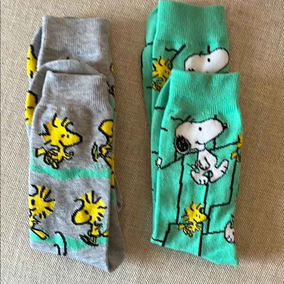 Peanuts Snoopy and Woodstock Socks - Gray and Green - Picture 4 of 4
